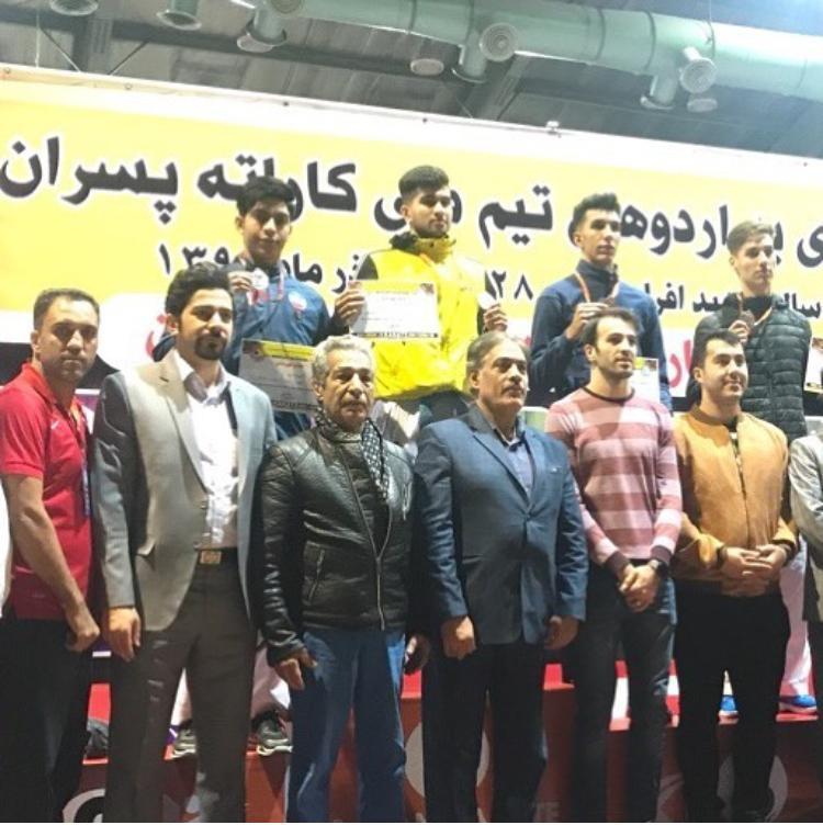 4 نشان رنگارنگ فارس در انتخابی تیم ملی کاراته امید