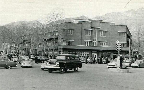 عکس ، آگهی قیمت خانه و ملک در تهران 40 سال قبل ، وقتی می شد با متری کمتر از 100 هزار تومان خانه خرید