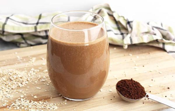 طرز تهیه میلک شیک قهوه آسان، خنک و انرژی زا برای روزهای گرم طرز تهیه میلک شیک قهوه آسان، خنک و انرژی زا برای روزهای گرم